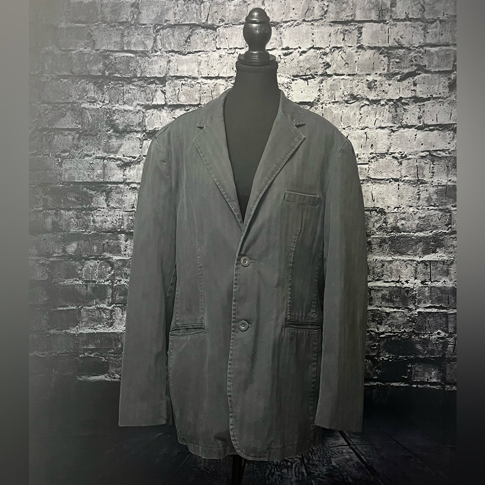 Mantles Jacket